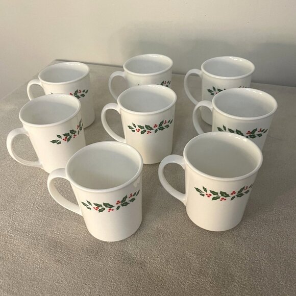 Set of 8 Christmas Holly Days Corelle by Corning Mugs - Picture 3 of 5